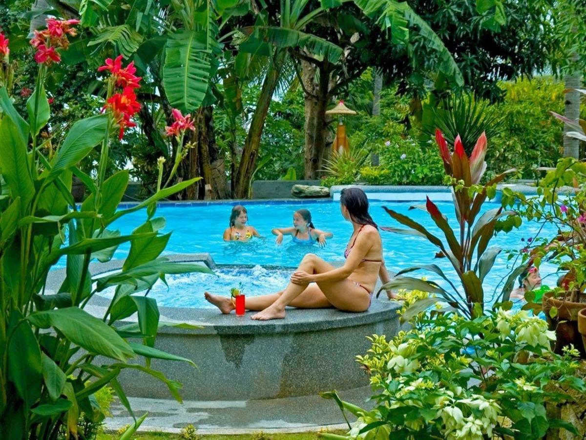 Coco Beach Island Resort Пуэрто-Галера Экстерьер фото