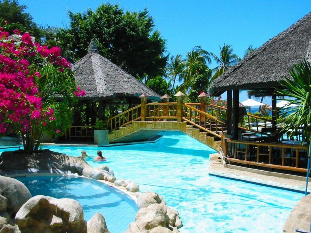 Coco Beach Island Resort Пуэрто-Галера Экстерьер фото